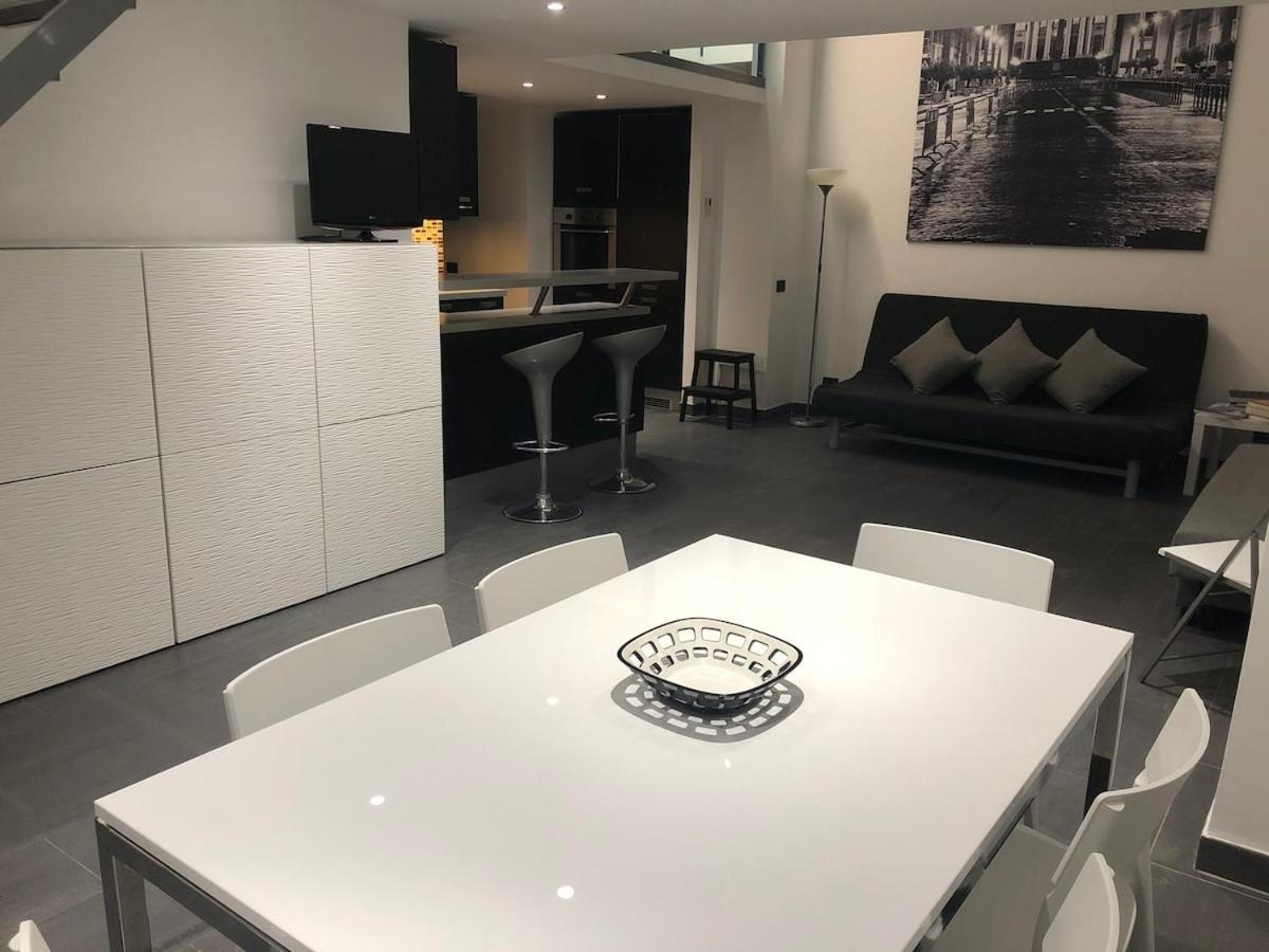 Loft In Old Town Near Termini Station And Apartamento *