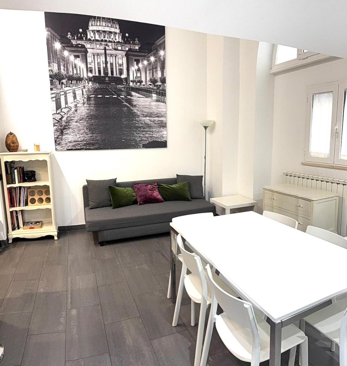 Appartamento Loft In Old Town Near Termini Station And